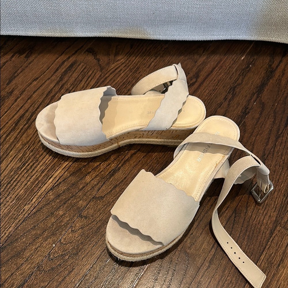 Marc Fisher Beige Scalloped Espadrille Sandals - Picture 2 of 6
